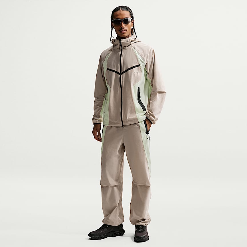 Nike Tech Men's Dri-FIT Woven Full-Zip Color-Block Windrunner